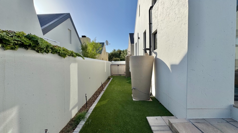 3 Bedroom Property for Sale in Schonenberg Western Cape